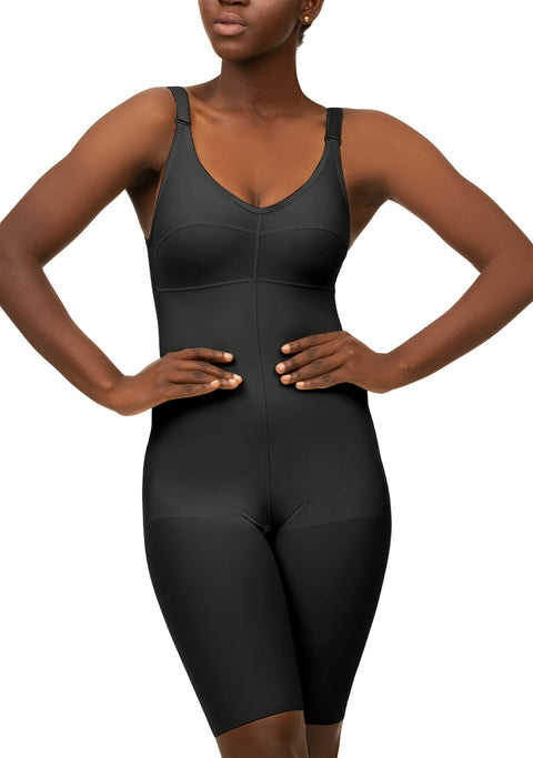 Isavela BB04 stage 2 compression bodysuit in its black version, for tummy tuck and liposuction recovery